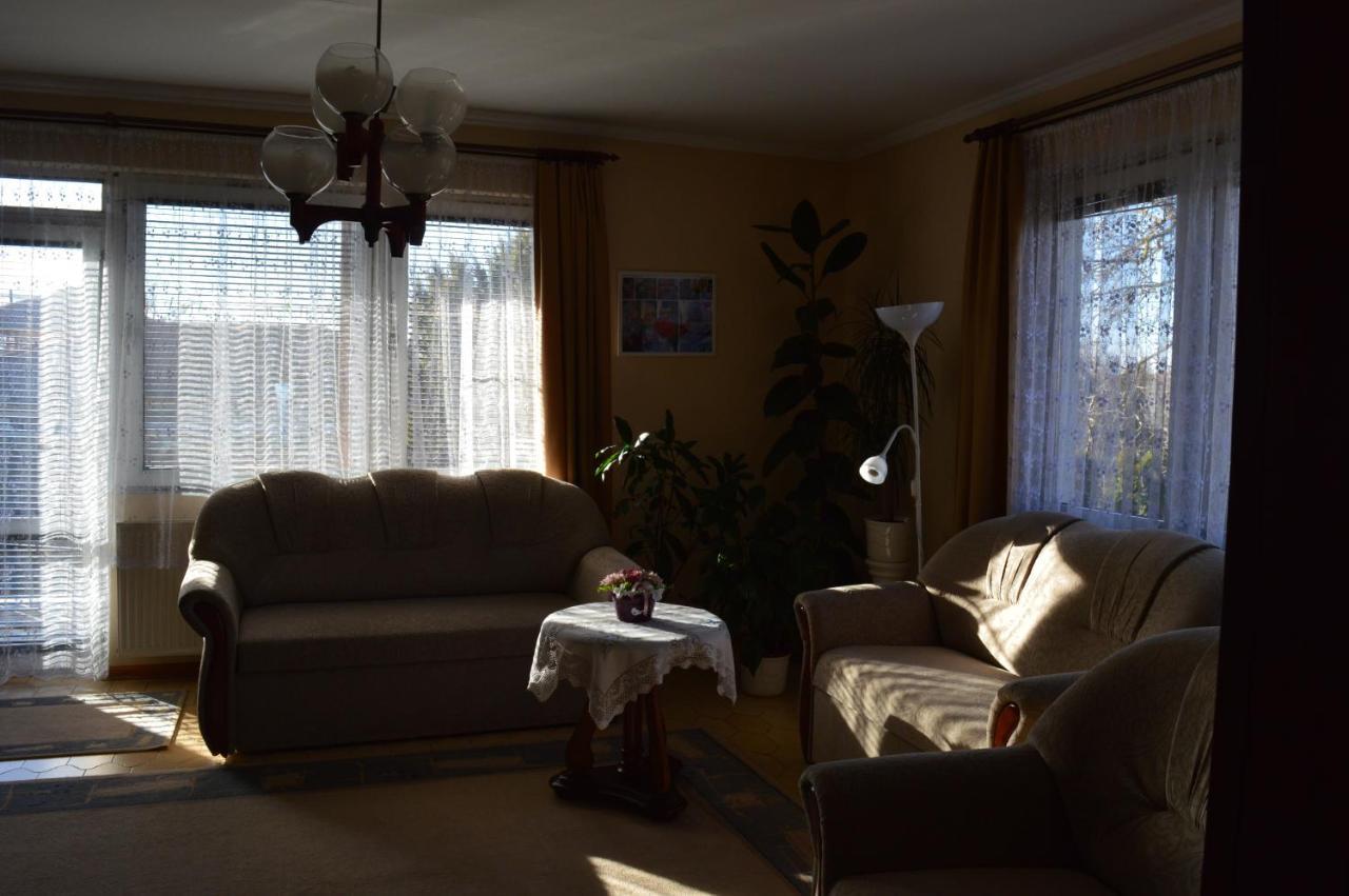 Zsuzsa Apartman Gyenesdiás Exterior foto